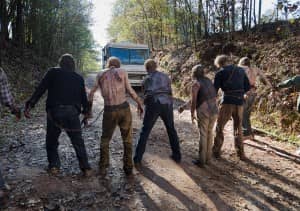 the-walking-dead-episode-616-rick-lincoln-5-935